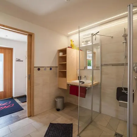 Haus Fliri Apartment