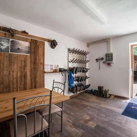 Haus Fliri Apartment Melago