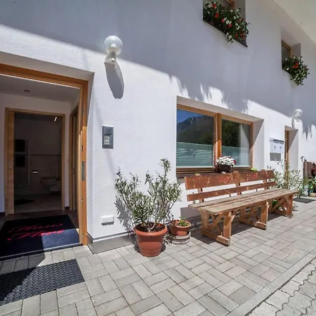Haus Fliri *